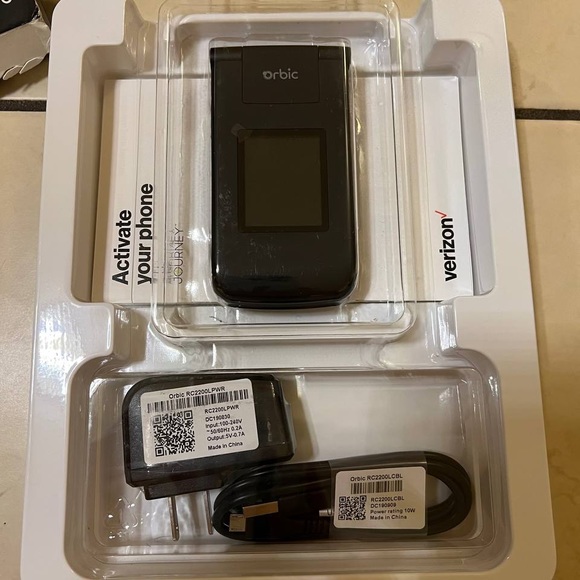 Verizon Prepaid Orbic Journey V 4G LTE - Camera Flip Phone, Black - Open box - Picture 3 of 4
